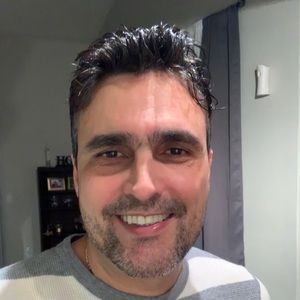 Meet your Posher, Adriano